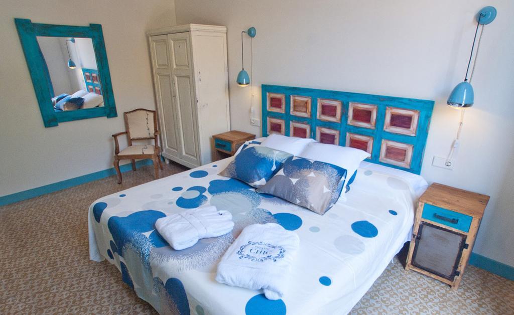 Hotel Hostal Chic 산펠리우데기솔스 객실 사진